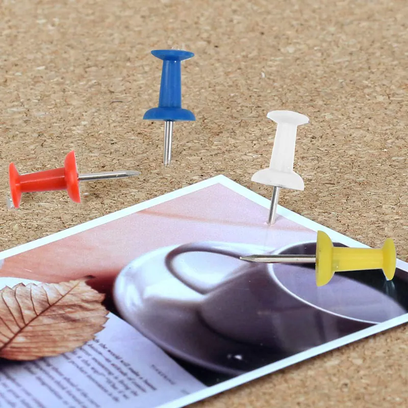 PAQUET DE 50 EPINGLE TABLEAU LIEGE COULEUR ASSORTIS