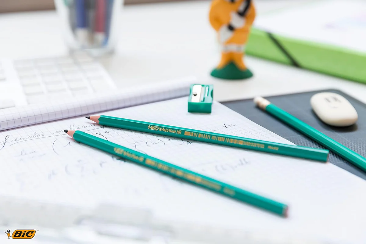 CRAYON NOIR HB2 BIC EVOLUTION - Vue 3